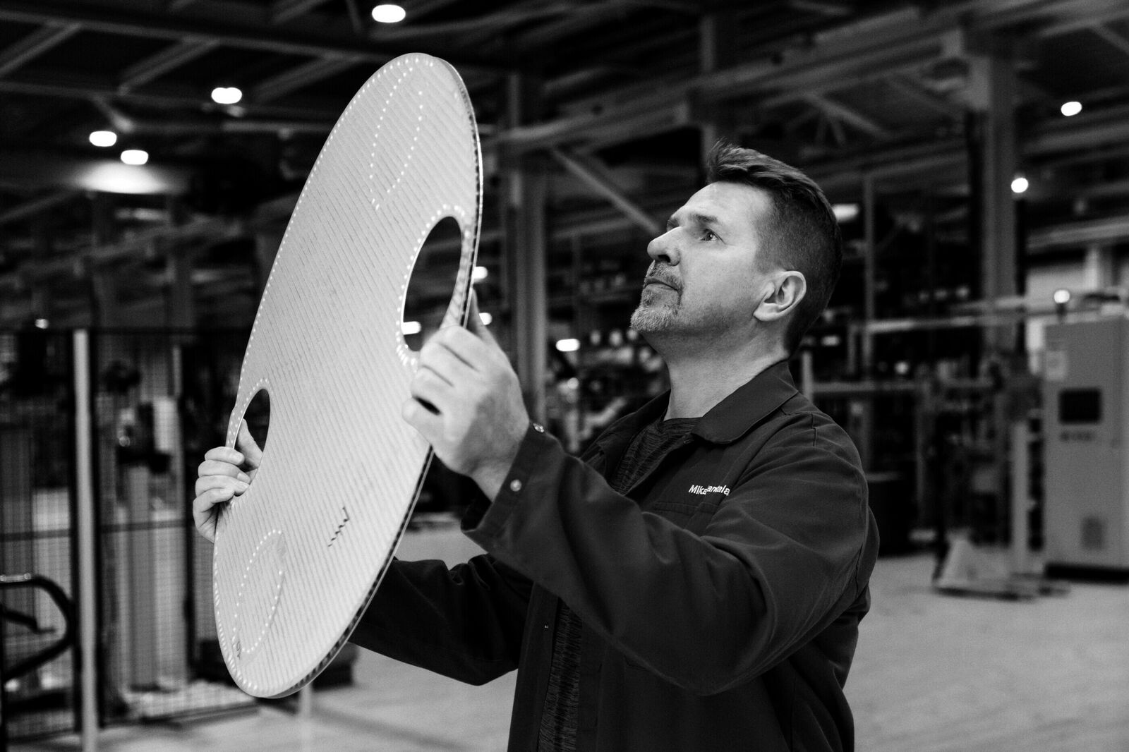 In Vahterus Plate & Shell heat exchanger solution, we place heat transfer plates inside a protective pressure vessel, using fully welded seams instead of gaskets. This fully welded solution offers users the highest operational availability and safety on the market.